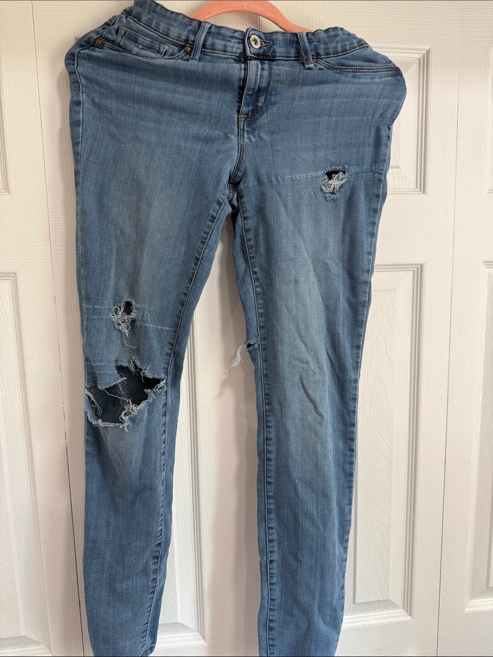 Jessica Simpson Medium Blue Ripped Skinny Jeans